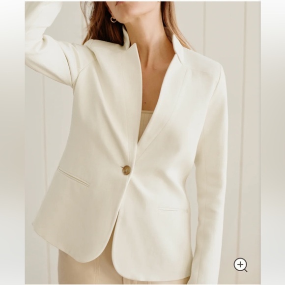 Jenni Kayne Jackets & Blazers - EUC! 💛 Jenni Kayne Original Boy Blazer, Cream, XL